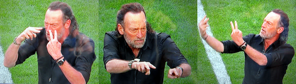 Super Bowl V-Sign bloke