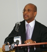 Consul General Brian Browne  making remarks at the 2007 AAHM   program  Abuja